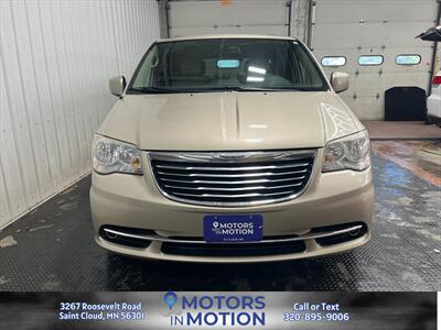 2012 Chrysler Town and Country Touring FWD   - Photo 20 - Saint Cloud, MN 56301