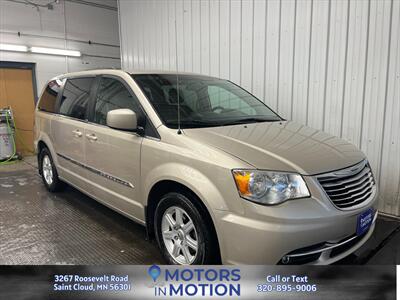 2012 Chrysler Town and Country Touring FWD   - Photo 19 - Saint Cloud, MN 56301
