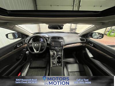 2017 Nissan Maxima Platinum w/Sunroof - Photo 10 - Saint Cloud, MN 56301