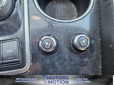 2017 Nissan Maxima Platinum w/Sunroof - Photo 13 - Saint Cloud, MN 56301