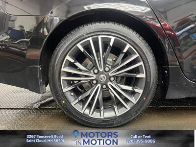 2017 Nissan Maxima Platinum w/Sunroof - Photo 21 - Saint Cloud, MN 56301