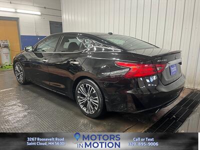 2017 Nissan Maxima Platinum w/Sunroof - Photo 3 - Saint Cloud, MN 56301
