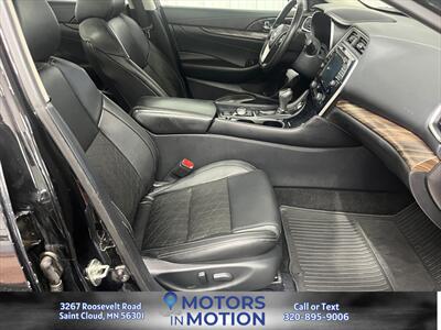 2017 Nissan Maxima Platinum w/Sunroof - Photo 19 - Saint Cloud, MN 56301