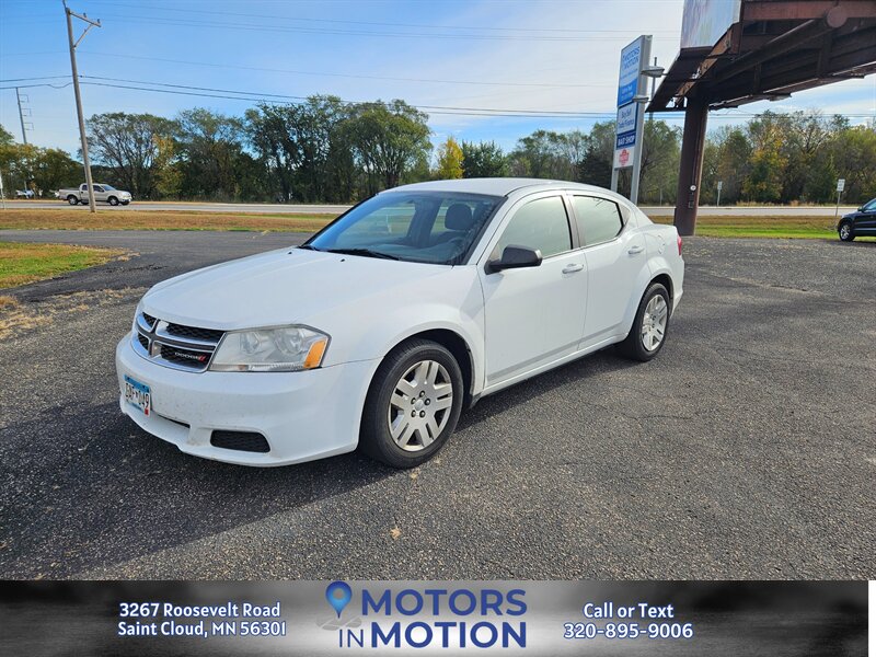 2014 Dodge Avenger SE  