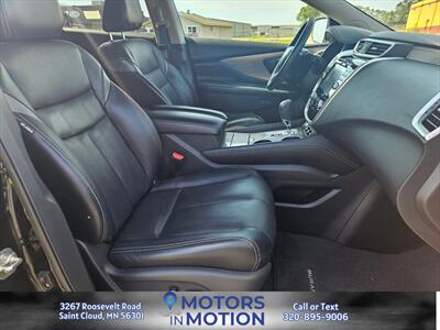 2017 Nissan Murano Platinum AWD - Photo 19 - Saint Cloud, MN 56301