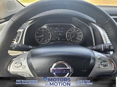 2017 Nissan Murano Platinum AWD - Photo 15 - Saint Cloud, MN 56301
