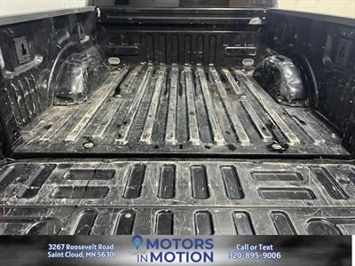 2019 Ford F-150 XLT 5.0L 4x4 Crew Cab w/Sunroof   - Photo 20 - Saint Cloud, MN 56301