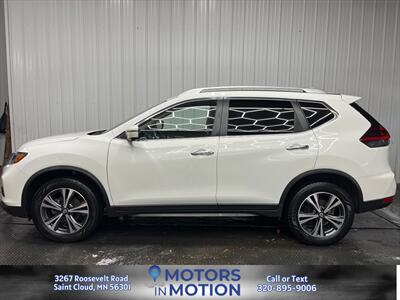 2019 Nissan Rogue SV AWD   - Photo 2 - Saint Cloud, MN 56301