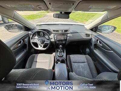 2019 Nissan Rogue SV AWD - Photo 13 - Saint Cloud, MN 56301
