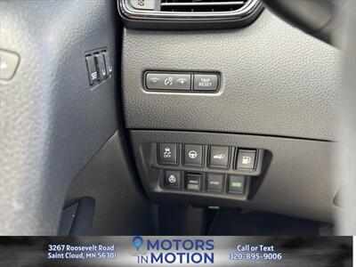 2019 Nissan Rogue SV AWD - Photo 11 - Saint Cloud, MN 56301