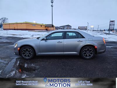 2018 Chrysler 300 S AWD w/Sunroof - Photo 2 - Saint Cloud, MN 56301