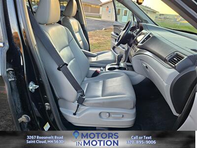 2016 Honda Pilot EX-L w/RES AWD w/Sunroof   - Photo 21 - Saint Cloud, MN 56301