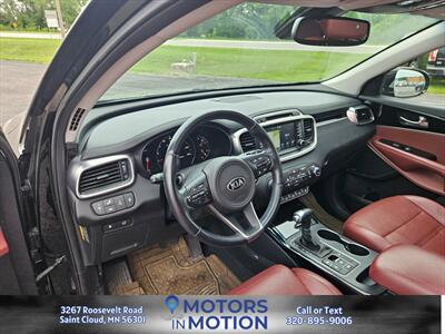 2017 Kia Sorento SX V6 AWD - Photo 10 - Saint Cloud, MN 56301