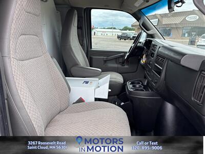 2018 Chevrolet Express 3500   - Photo 15 - Saint Cloud, MN 56301