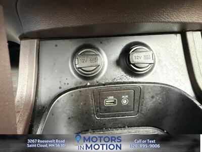 2017 Hyundai SANTA FE Sport 2.4L - Photo 16 - Saint Cloud, MN 56301