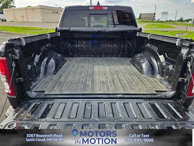 2019 RAM 1500 Big Horn 4x4 w/Panoramic Sunroof   - Photo 21 - Saint Cloud, MN 56301
