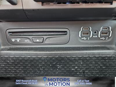 2019 RAM 1500 Big Horn 4x4 w/Panoramic Sunroof   - Photo 17 - Saint Cloud, MN 56301