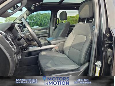 2019 RAM 1500 Big Horn 4x4 w/Panoramic Sunroof   - Photo 9 - Saint Cloud, MN 56301