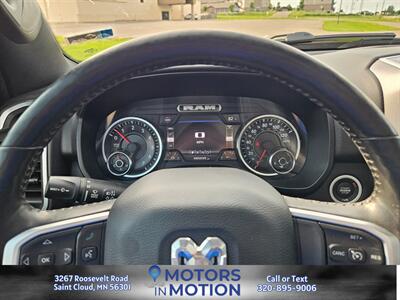 2019 RAM 1500 Big Horn 4x4 w/Panoramic Sunroof   - Photo 10 - Saint Cloud, MN 56301
