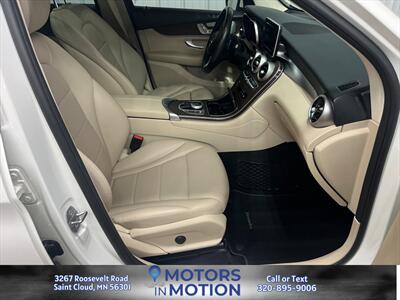 2018 Mercedes-Benz GLC GLC 300 4MATIC   - Photo 17 - Saint Cloud, MN 56301