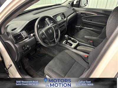 2018 Honda Pilot LX AWD   - Photo 9 - Saint Cloud, MN 56301