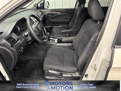 2018 Honda Pilot LX AWD   - Photo 13 - Saint Cloud, MN 56301