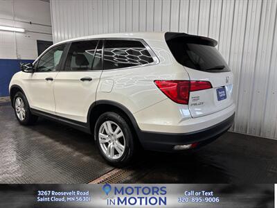 2018 Honda Pilot LX AWD   - Photo 3 - Saint Cloud, MN 56301