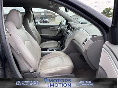 2011 Chevrolet Traverse LT   - Photo 11 - Saint Cloud, MN 56301