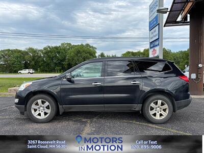 2011 Chevrolet Traverse LT   - Photo 2 - Saint Cloud, MN 56301
