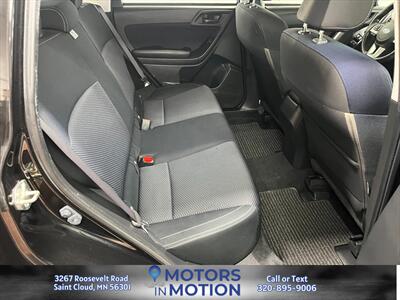 2017 Subaru Forester 2.5i AWD - Photo 17 - Saint Cloud, MN 56301