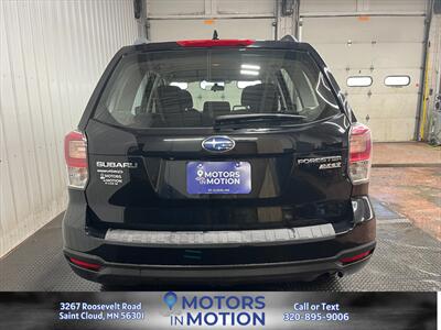 2017 Subaru Forester 2.5i AWD - Photo 4 - Saint Cloud, MN 56301