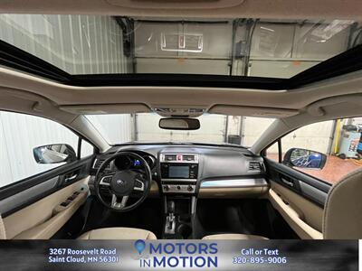 2015 Subaru Outback 2.5i Premium AWD w/Sunroof   - Photo 10 - Saint Cloud, MN 56301