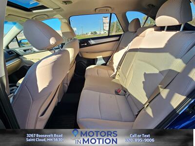 2015 Subaru Outback 2.5i Premium AWD w/Sunroof   - Photo 14 - Saint Cloud, MN 56301