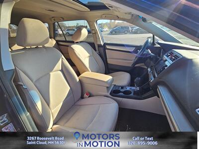 2015 Subaru Outback 2.5i Premium AWD w/Sunroof   - Photo 17 - Saint Cloud, MN 56301