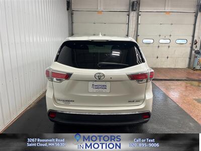 2014 Toyota Highlander XLE AWD w/Sunroof   - Photo 7 - Saint Cloud, MN 56301