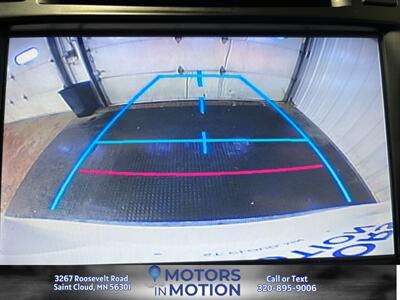 2014 Toyota Highlander XLE AWD w/Sunroof   - Photo 13 - Saint Cloud, MN 56301