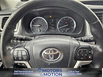2014 Toyota Highlander XLE AWD w/Sunroof   - Photo 10 - Saint Cloud, MN 56301