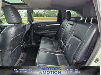 2014 Toyota Highlander XLE AWD w/Sunroof   - Photo 15 - Saint Cloud, MN 56301