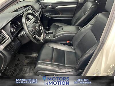 2014 Toyota Highlander XLE AWD w/Sunroof   - Photo 9 - Saint Cloud, MN 56301