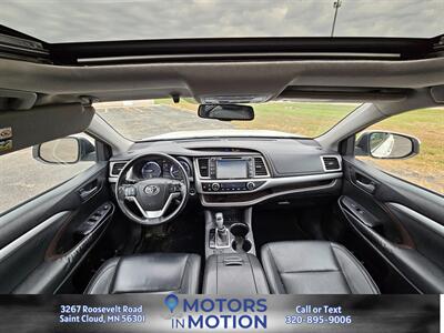2014 Toyota Highlander XLE AWD w/Sunroof   - Photo 11 - Saint Cloud, MN 56301