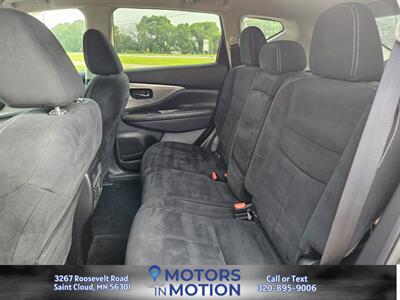 2018 Nissan Murano S AWD   - Photo 15 - Saint Cloud, MN 56301