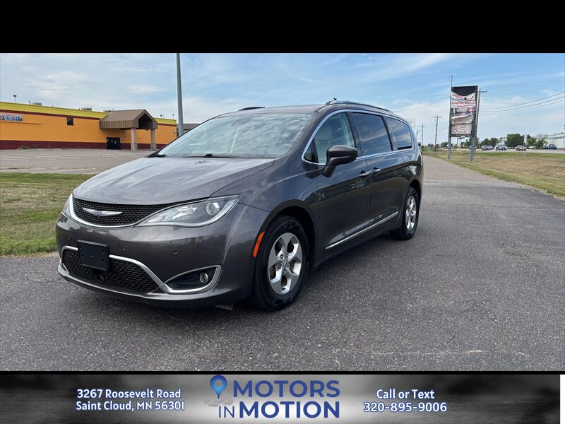 2017 Chrysler Pacifica Touring-L Plus FWD  
