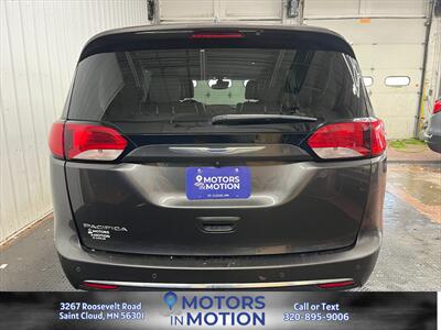 2017 Chrysler Pacifica Touring-L Plus - Photo 4 - Saint Cloud, MN 56301