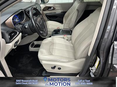 2017 Chrysler Pacifica Touring-L Plus - Photo 9 - Saint Cloud, MN 56301
