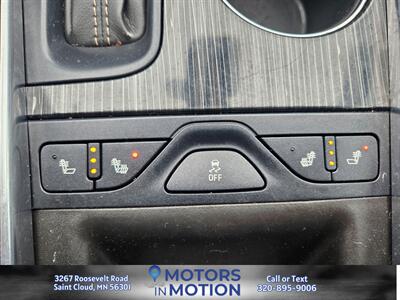 2016 Chevrolet Impala LT 3.6L w/ Leather   - Photo 13 - Saint Cloud, MN 56301