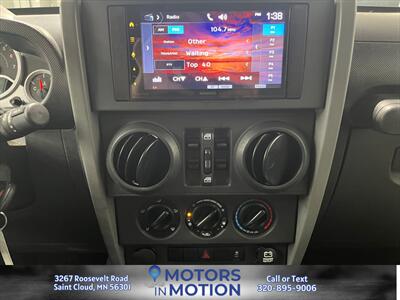 2010 Jeep Wrangler Unlimited Sport 4WD - Photo 12 - Saint Cloud, MN 56301