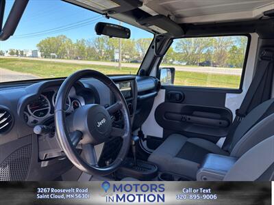 2010 Jeep Wrangler Unlimited Sport 4WD - Photo 4 - Saint Cloud, MN 56301