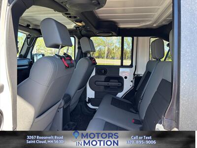 2010 Jeep Wrangler Unlimited Sport 4WD - Photo 10 - Saint Cloud, MN 56301