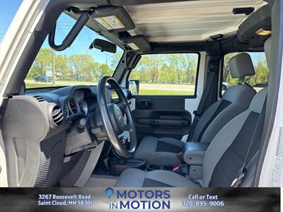 2010 Jeep Wrangler Unlimited Sport 4WD - Photo 5 - Saint Cloud, MN 56301
