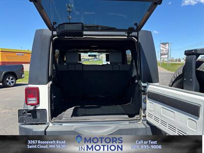 2010 Jeep Wrangler Unlimited Sport 4WD - Photo 15 - Saint Cloud, MN 56301